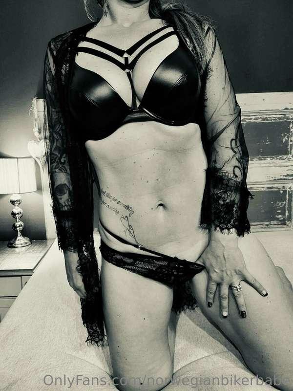 Vil du se mer? 😉 Subscribe til @norwegianbikerbabevip