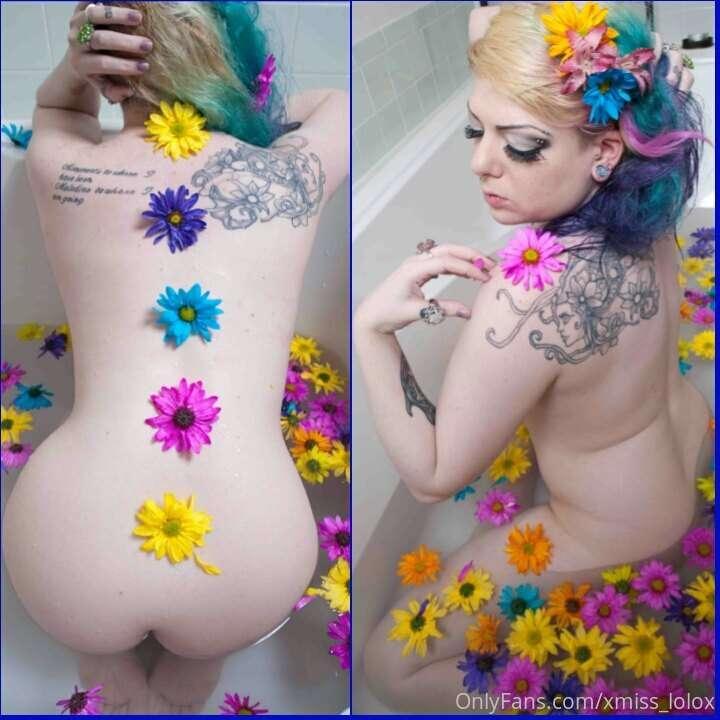 Throwback to zivity days 🌼  full set(s) $5 tip each
