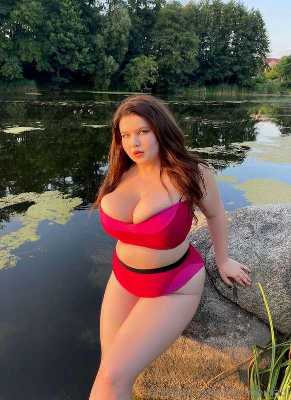 annabernadi image #1