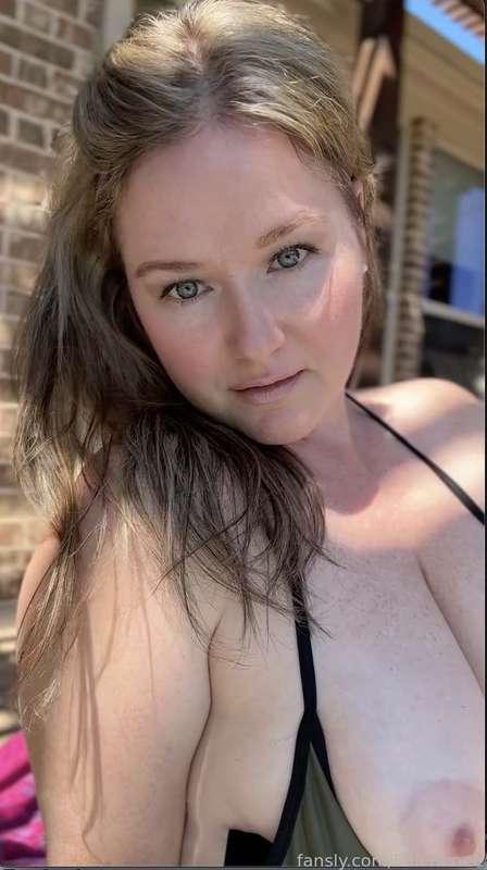 ellierenee image #1
