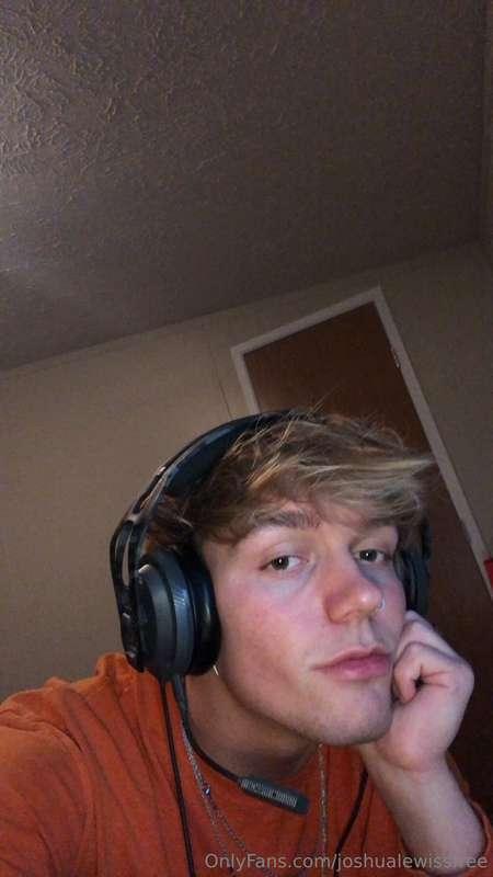 have a good night imma be gaming 😏