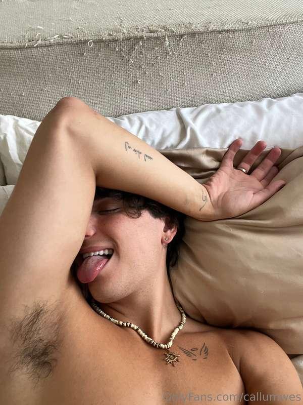 Come lick me 👅😼