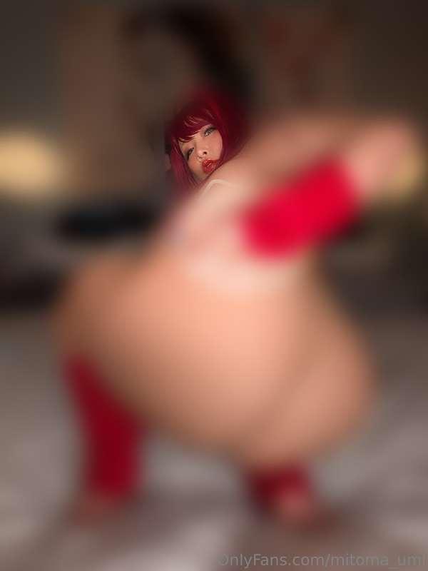 This is a set of multiple photos, including an undisclosed s..