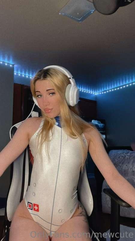 which game would we play rn? :p