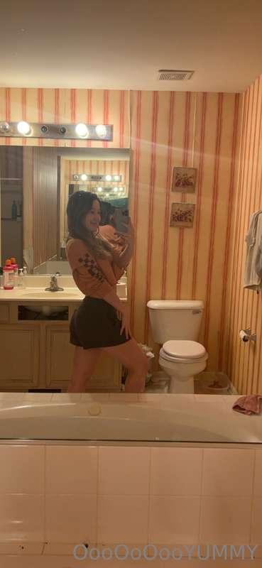 May I sit this ass on your face ?😘