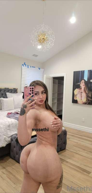 Got my hair done for you 🙈 how do I look?