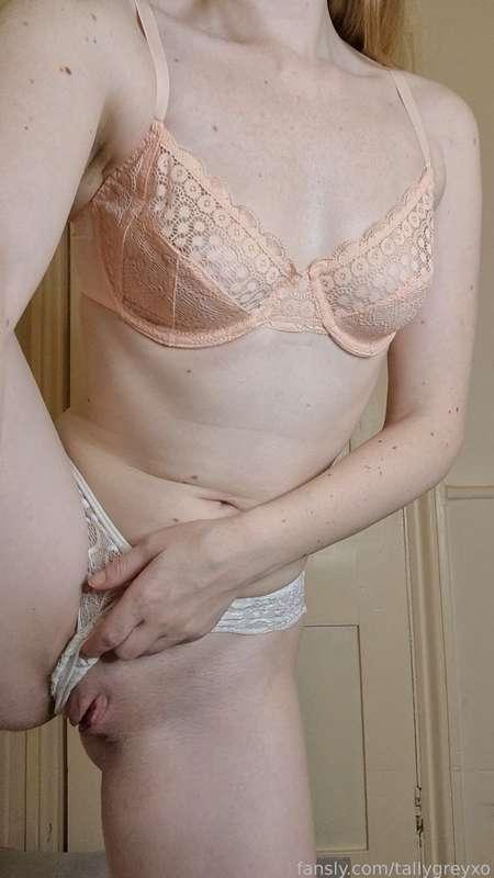 tallygreyxo image #3