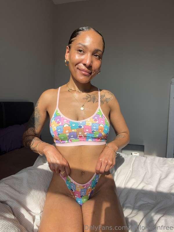 Where would be the place you want to cum on me? 😘