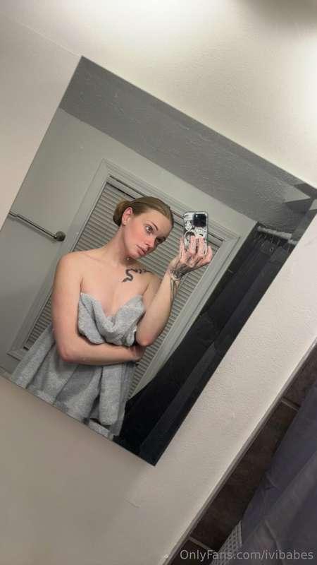 Fresh out the shower 🥰