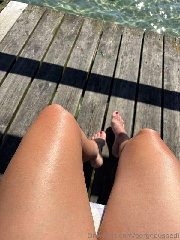 gorgeouspedi image #0