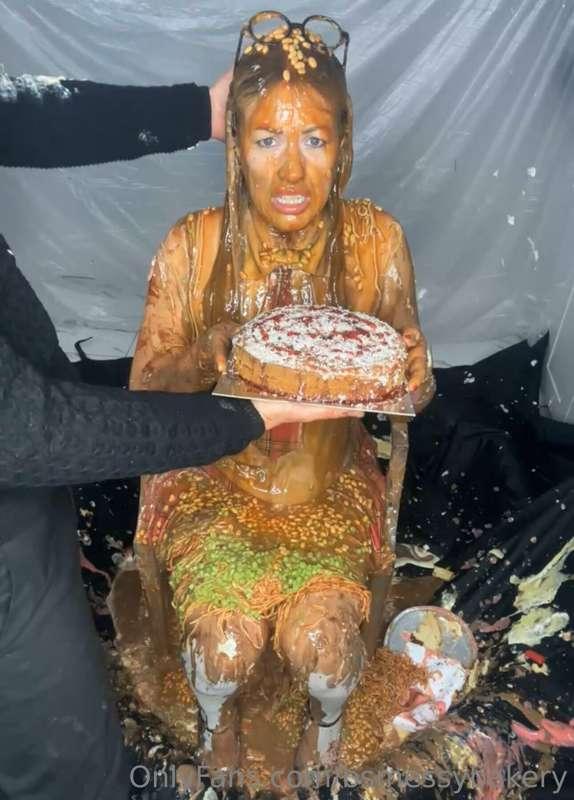 bsmessybakery image #25