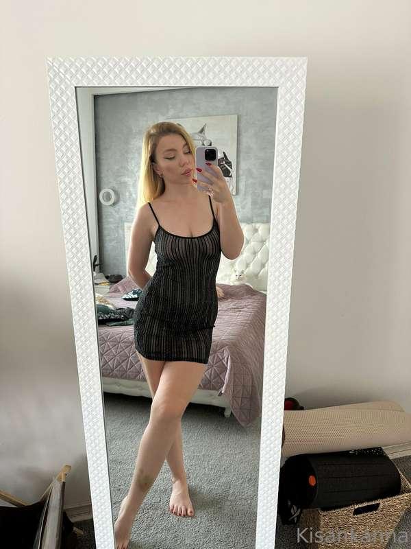 I love this dress 😈what about you?🤗