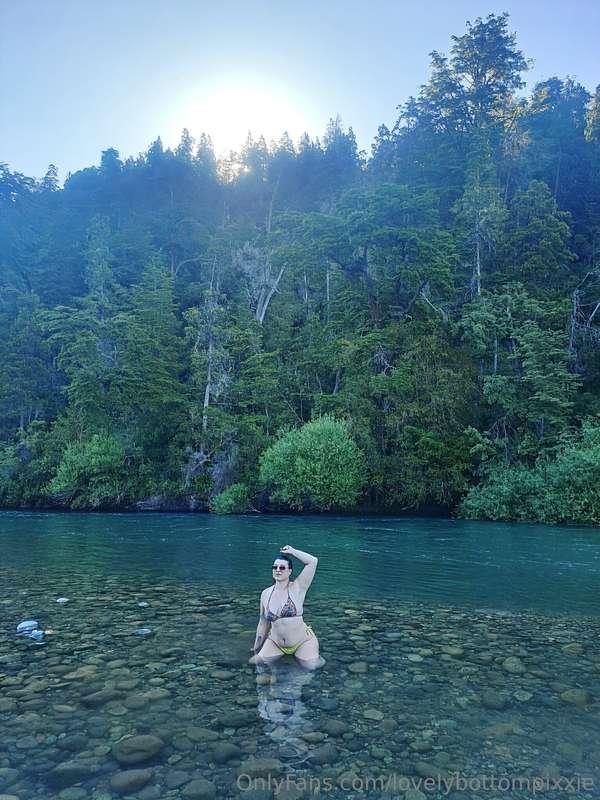 It was so oppressive, that resting my ass in the freezing wa..