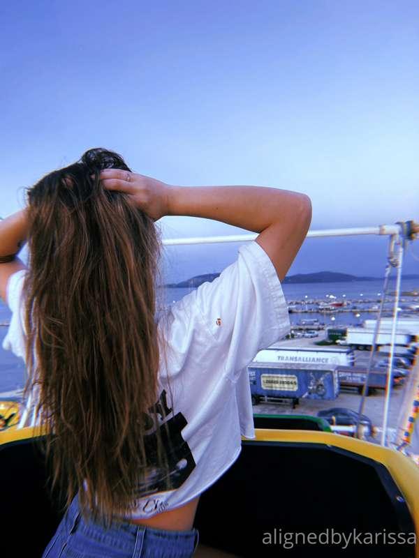 Sightseeing on the ferris wheel 🤪
Thanks @pilatesbysophia fo..