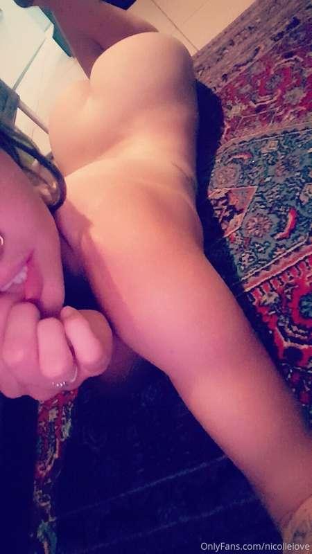 nicollelove image #0