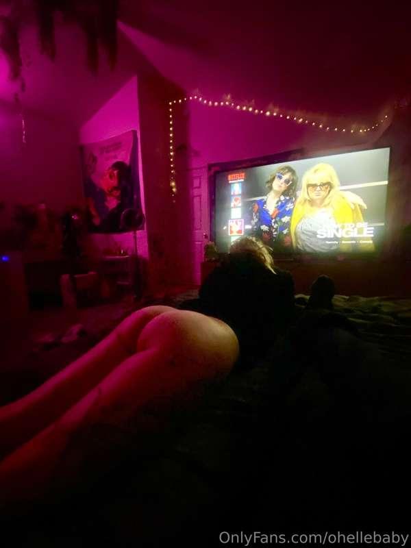 what should we put on the tv to not watch 😉