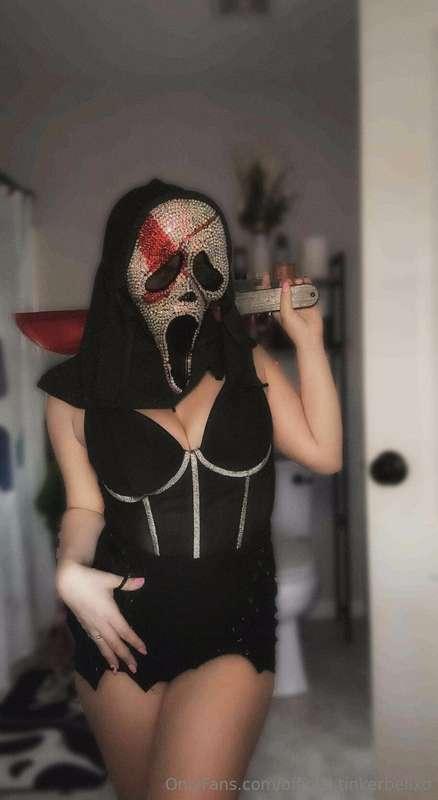 You’re cute when you scream 😈3 lingerie photos. 4 nudes. 15 ..