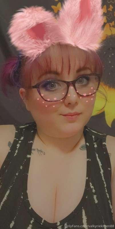 Looking cute! Yay almost Easter!