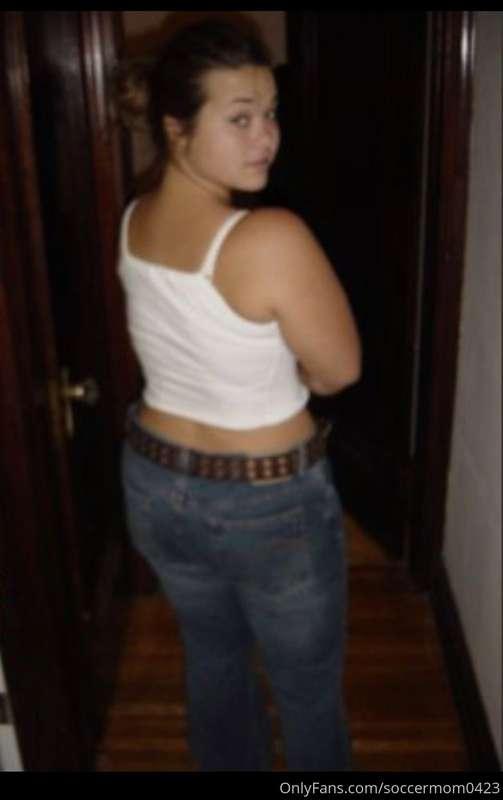 Tip the picture well and the Jeans will come off 😘