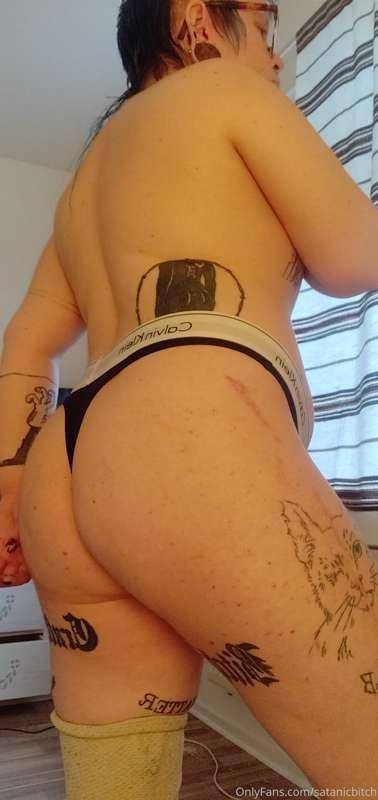 Kind of taking a mental health break 💔 i love you all so muc..