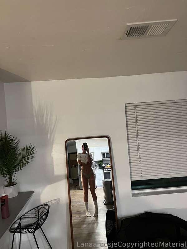 Lana long legs