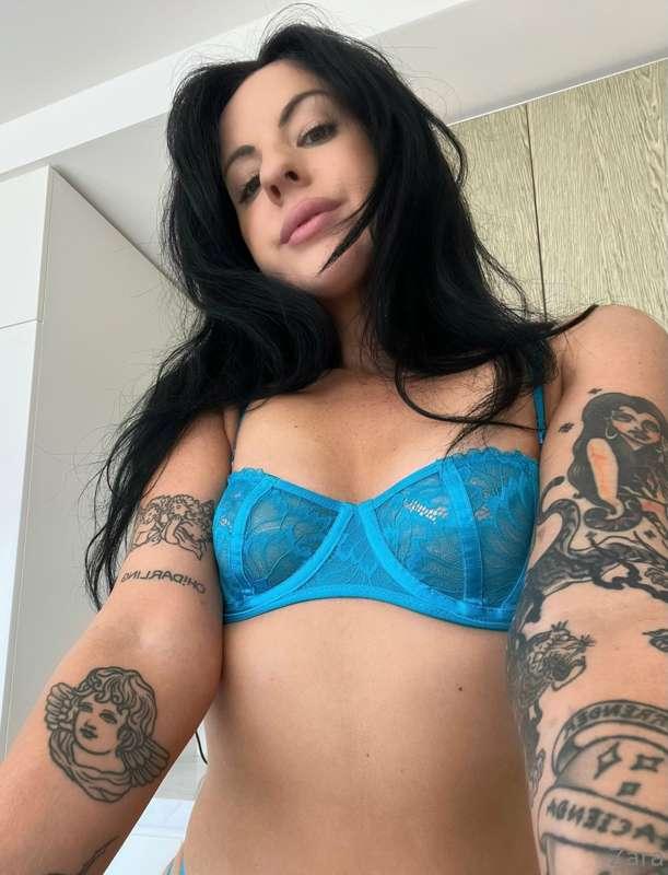 Thinking about a nap 😴😴