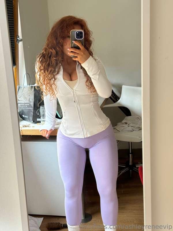 Do you prefer fully covered or nah? 🤔