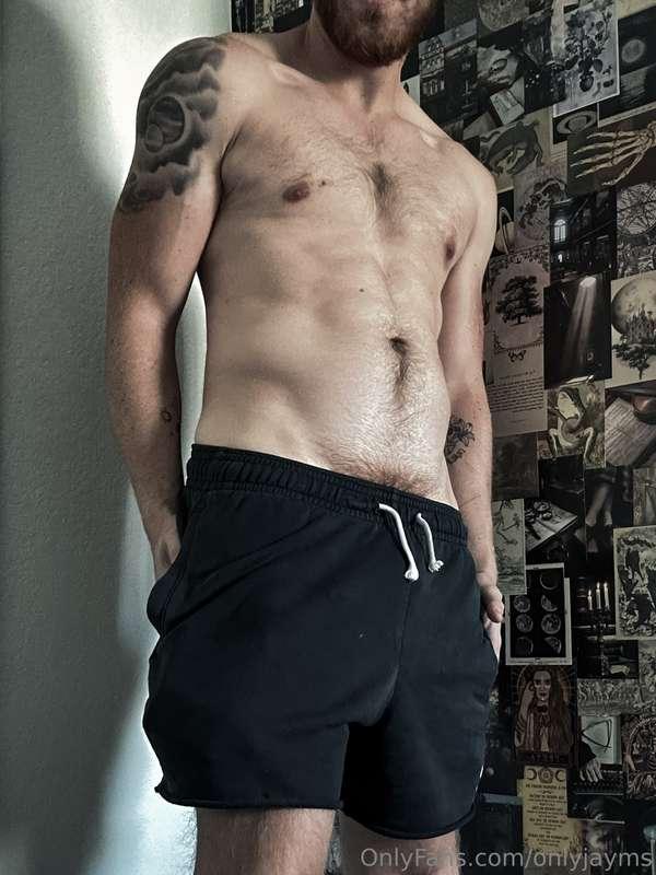 your alt bf starts stripping for you, wyd next?