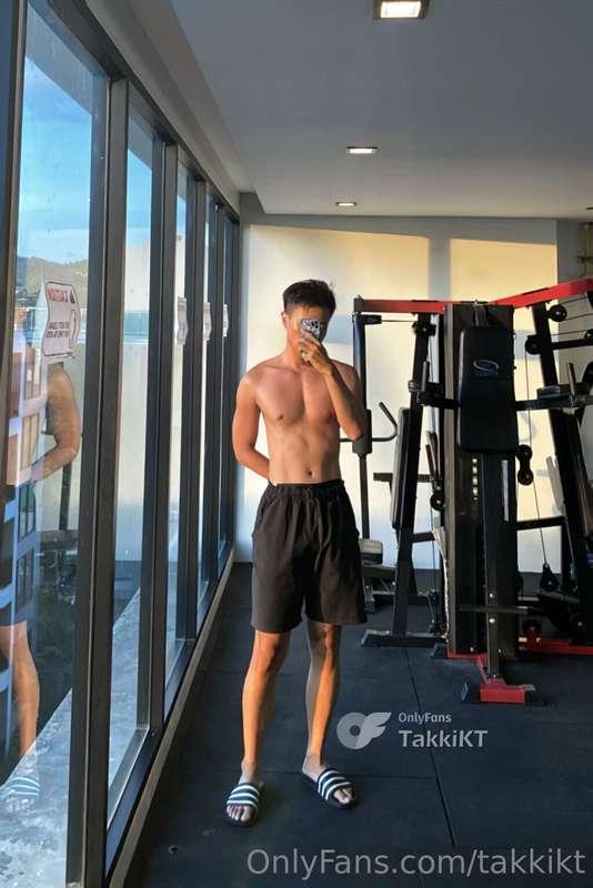 🦵🏽🦵🏽🦵🏽  曬迷糊了