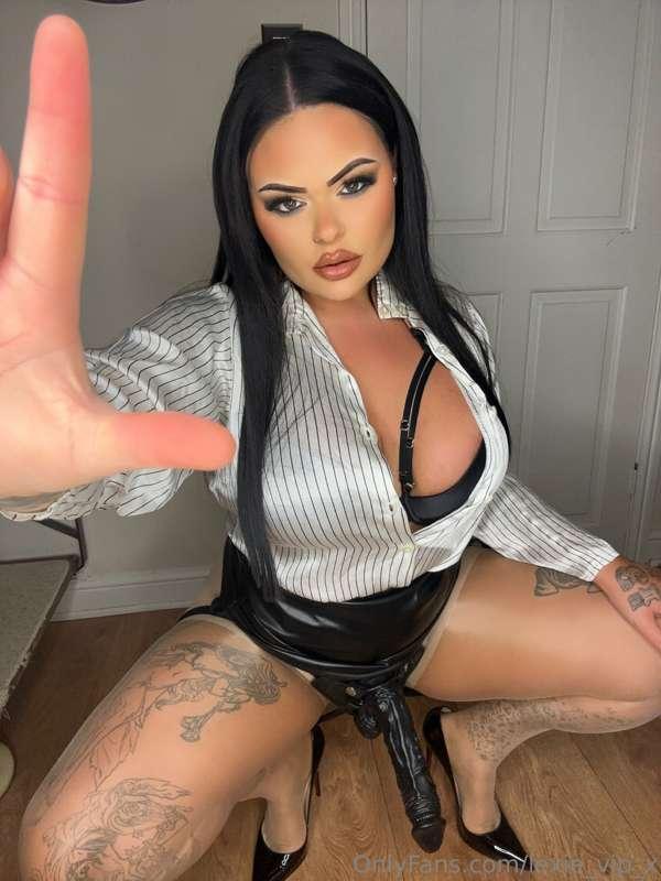 Loser ✖️✖️✖️ 
Punished by your teacher for being a pervert -..