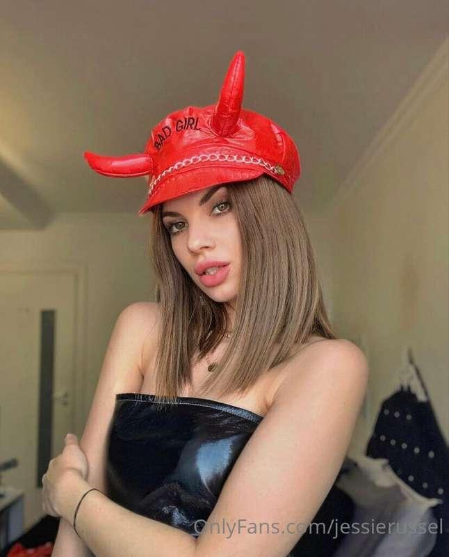 I may be a bad girl, but I’m the sweetest for sure😈😈