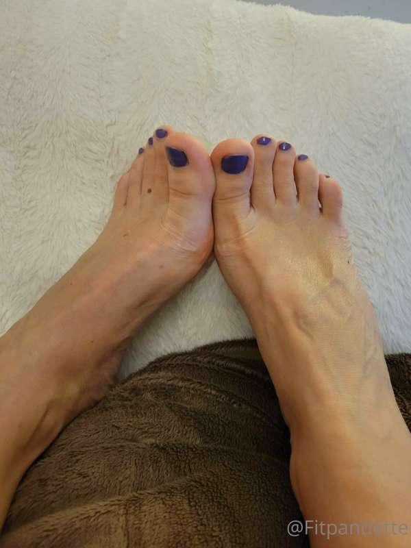 I get a lot of requests for feet pics so here are these afte..