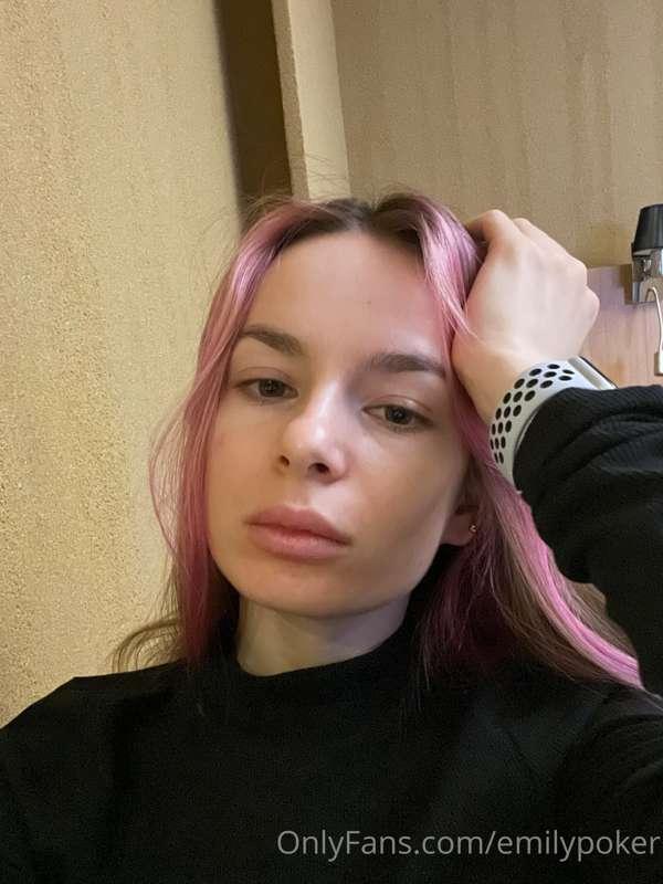 this is so that you don't forget how I look 😁 tired, but sti..