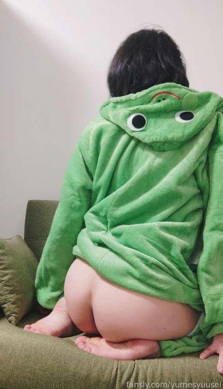 Hi!🐸 *hops on your cock*
#fyp