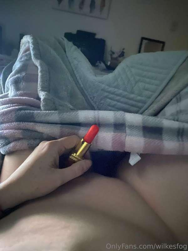 If a post or two gets unlocked , I might film a cute lil vid..