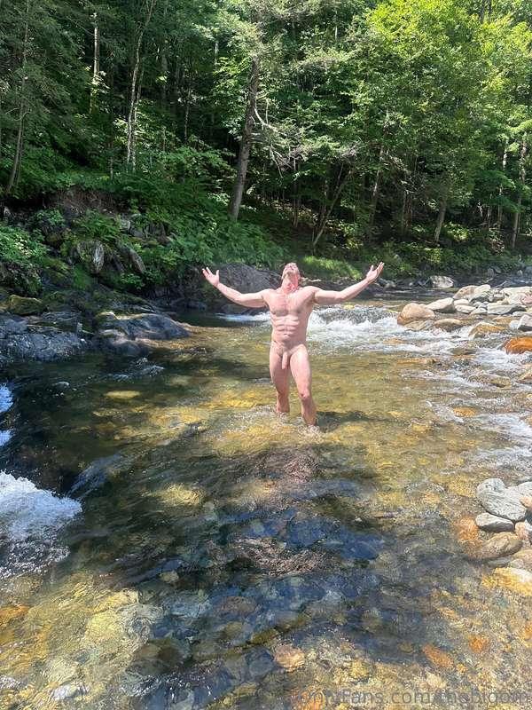 thebigom image #0