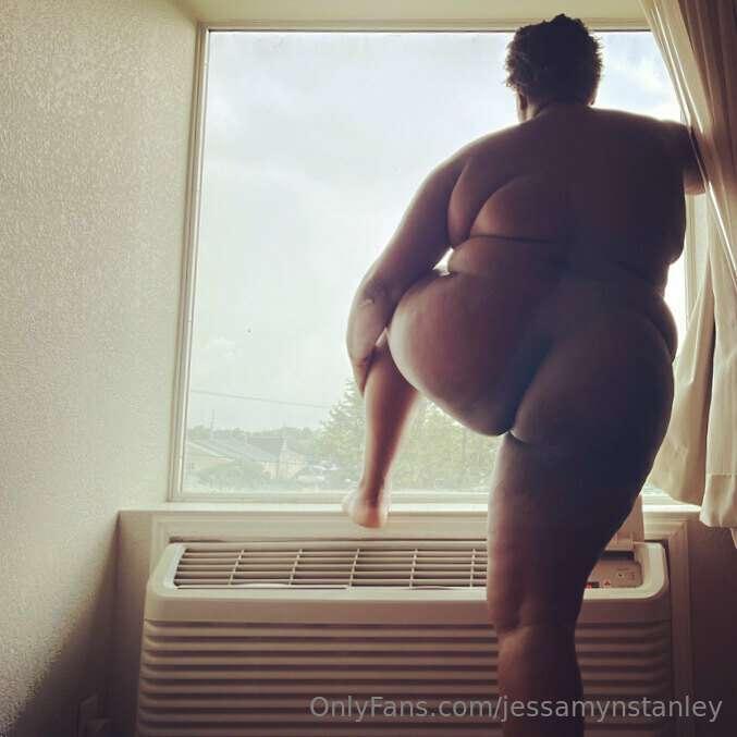 Photo by Tender Fire Media (https://www.tenderfiremedia.com/..