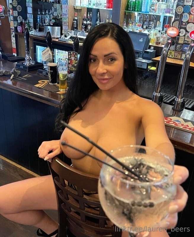 … date idea, you turn up, look around and I’m sat at the bar..
