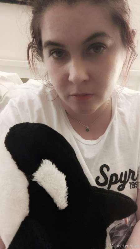 I've been super poorly today, so I'm just chilling in my Spy..