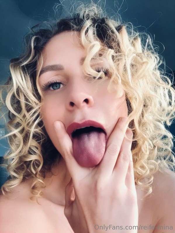 😝😜