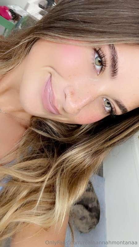 I was offline for a couple of days but i'm back ☺️