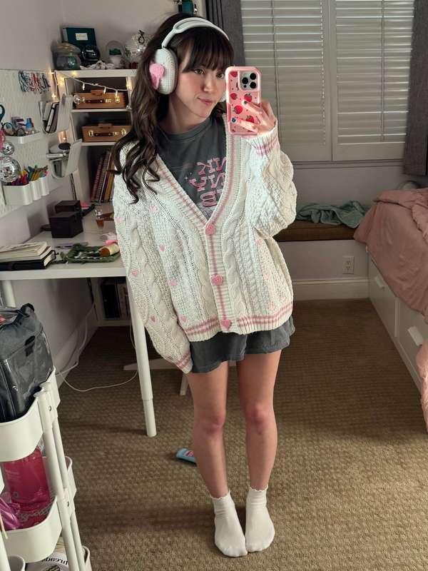 not nude, but i feel really cute in this outfit (pic 3 is th..