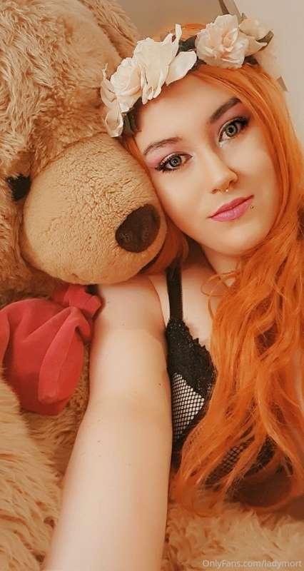 I love going to bed with my teddy bear 🧸