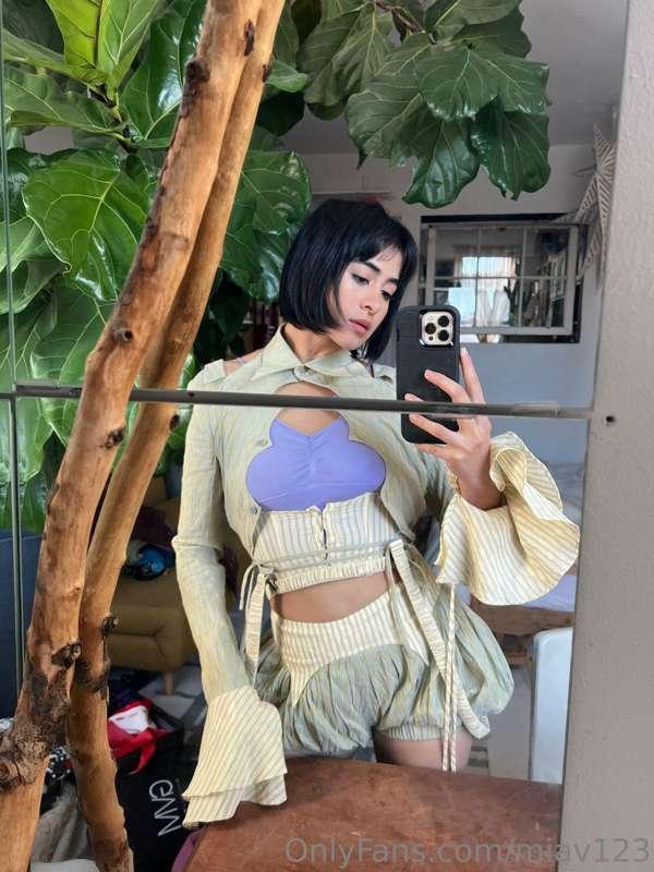 Outfit check