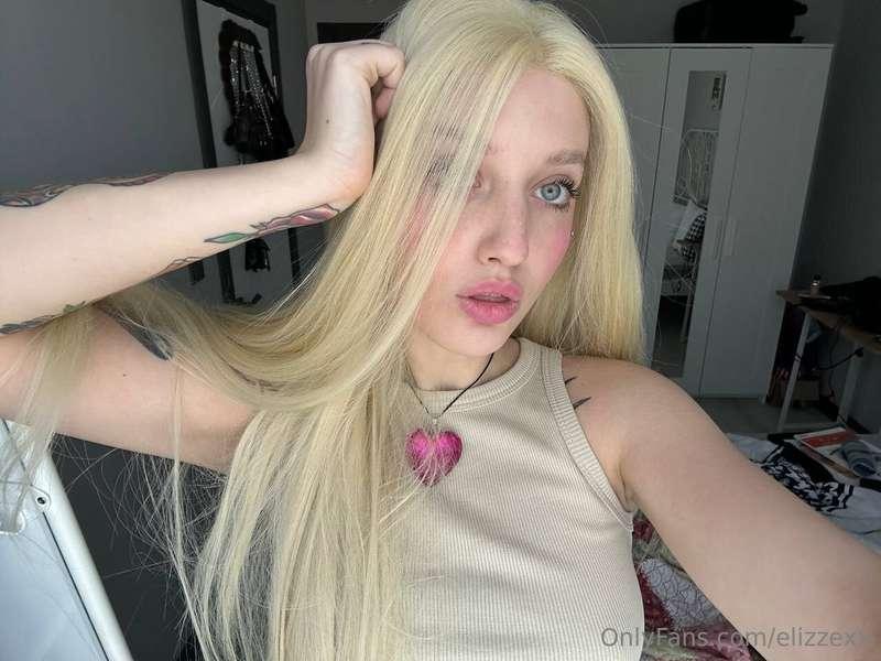 I like to experiment with my looks😊🤭