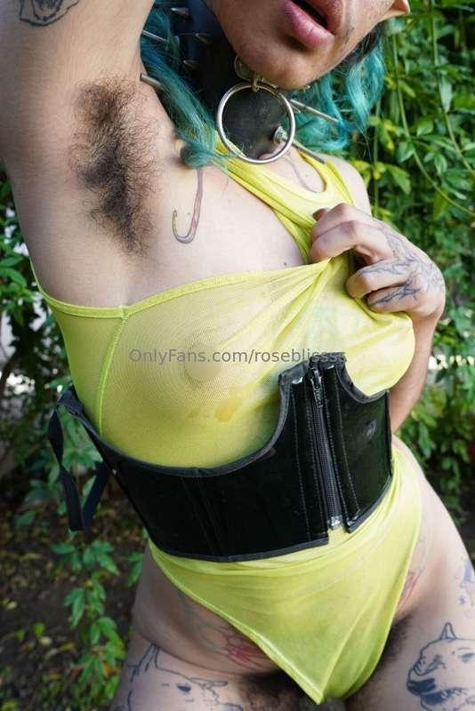 My hairy and kinky friend is waiting for uFREE taste: @broke..