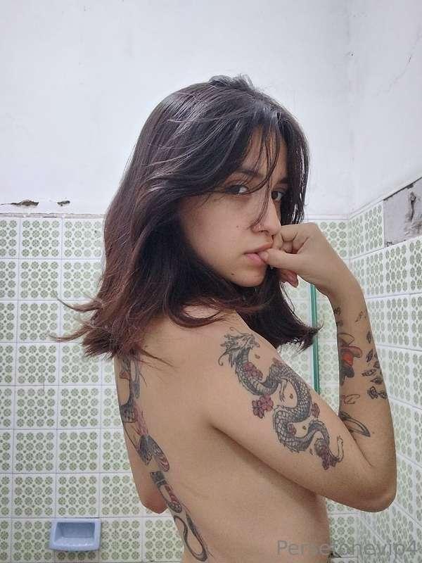 🤤I want a dick inside of me😩😩😩