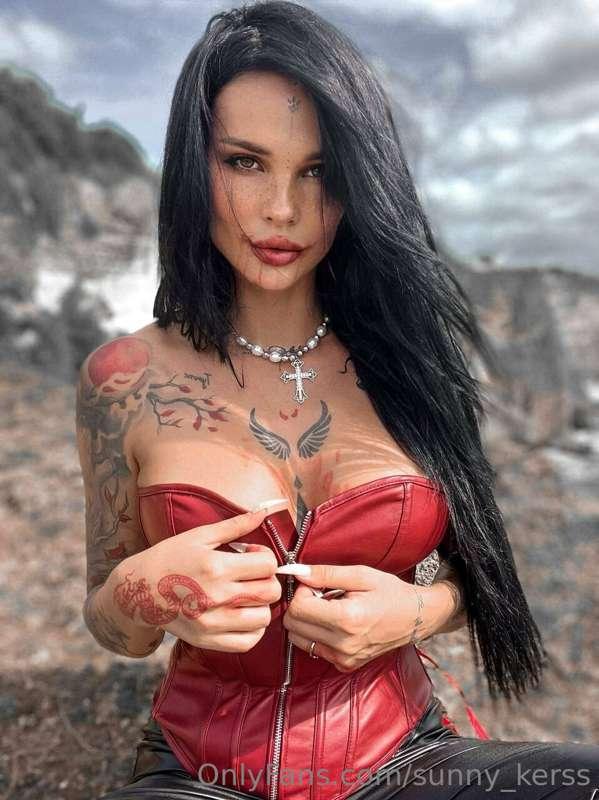 Are you waiting for my Halloween 🎃 costume?