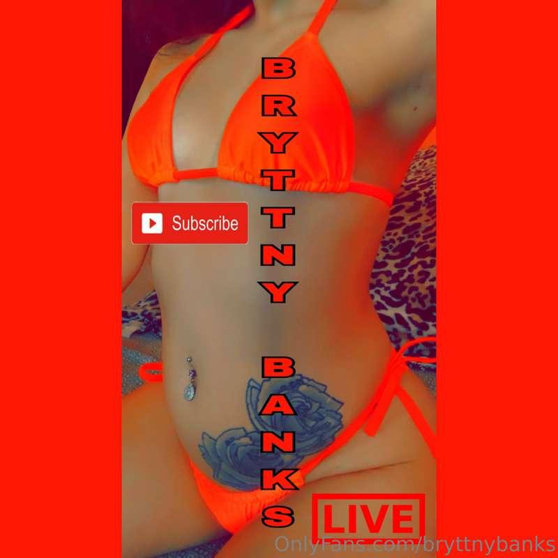Catch me LIVE ‼️💋