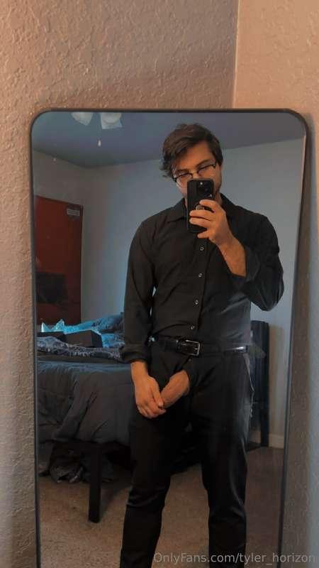 Be my wedding date and I’ll fuck you in the bathroom during ..
